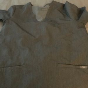 Figs scrub set like new only wore twice